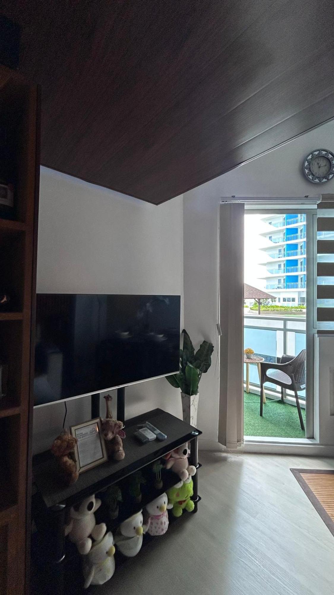 Kurlix Suites Of Azure North Pampanga Exterior foto